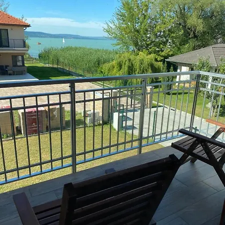 Lejlighed Kz Apartments Balatonboglar