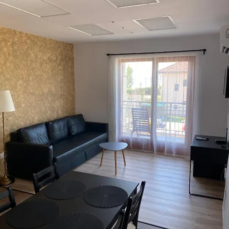 Lejlighed Kz Apartments Balatonboglar *
