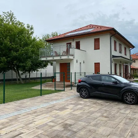 Lejlighed Kz Apartments Balatonboglar